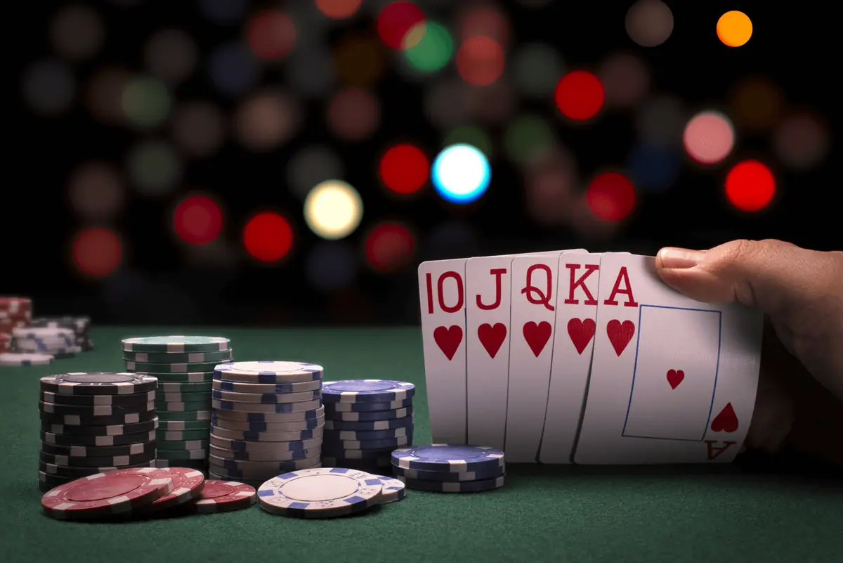 Platina casino poker